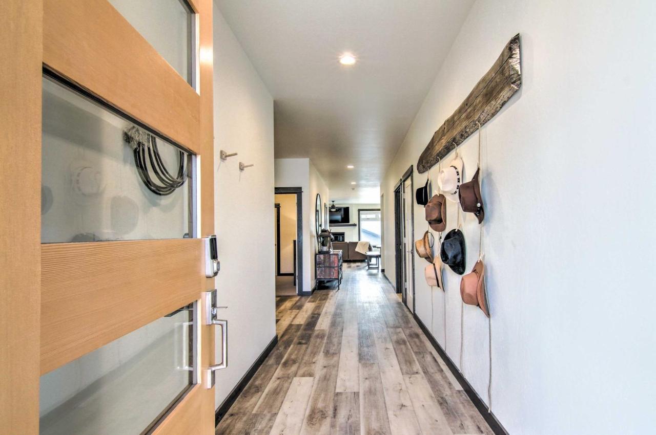 Modern Bozeman Family Townhome With Hot Tub! エクステリア 写真