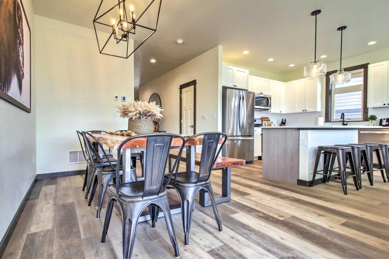 Modern Bozeman Family Townhome With Hot Tub! エクステリア 写真