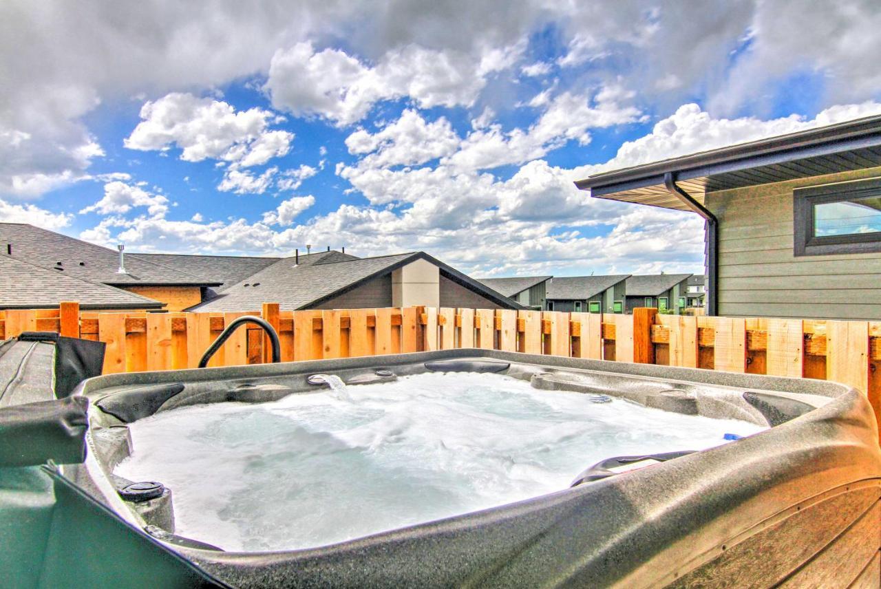 Modern Bozeman Family Townhome With Hot Tub! エクステリア 写真