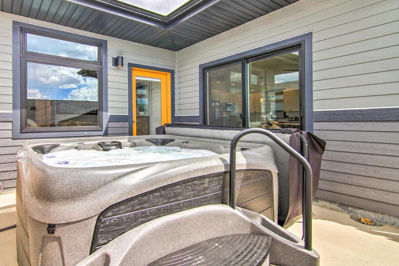 Modern Bozeman Family Townhome With Hot Tub! エクステリア 写真